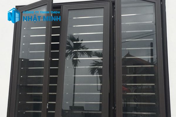 Cửa Sổ Nhôm Kính Xingfa