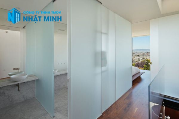 Phòng Tắm Kính Mờ
